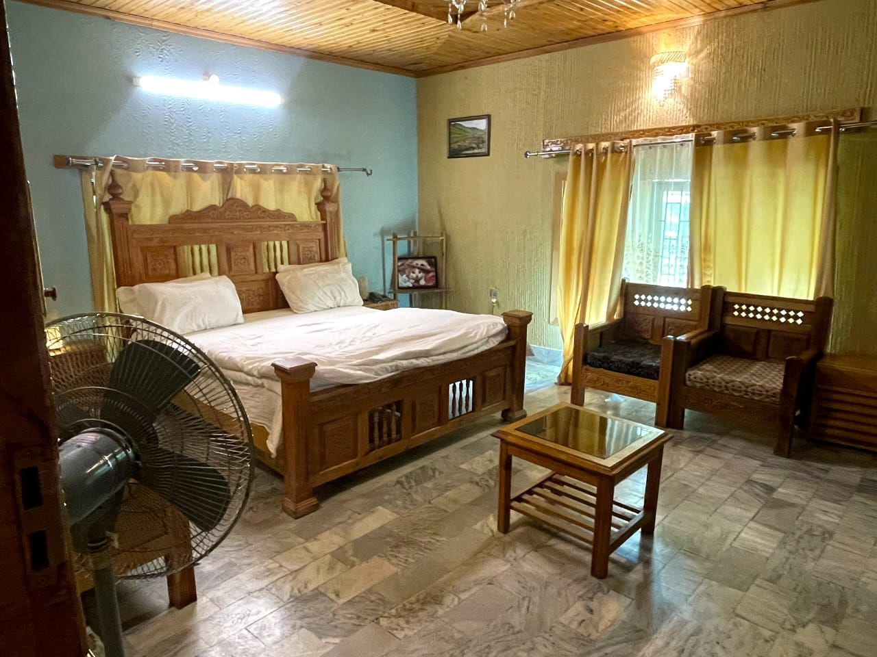 Deluxe Suite