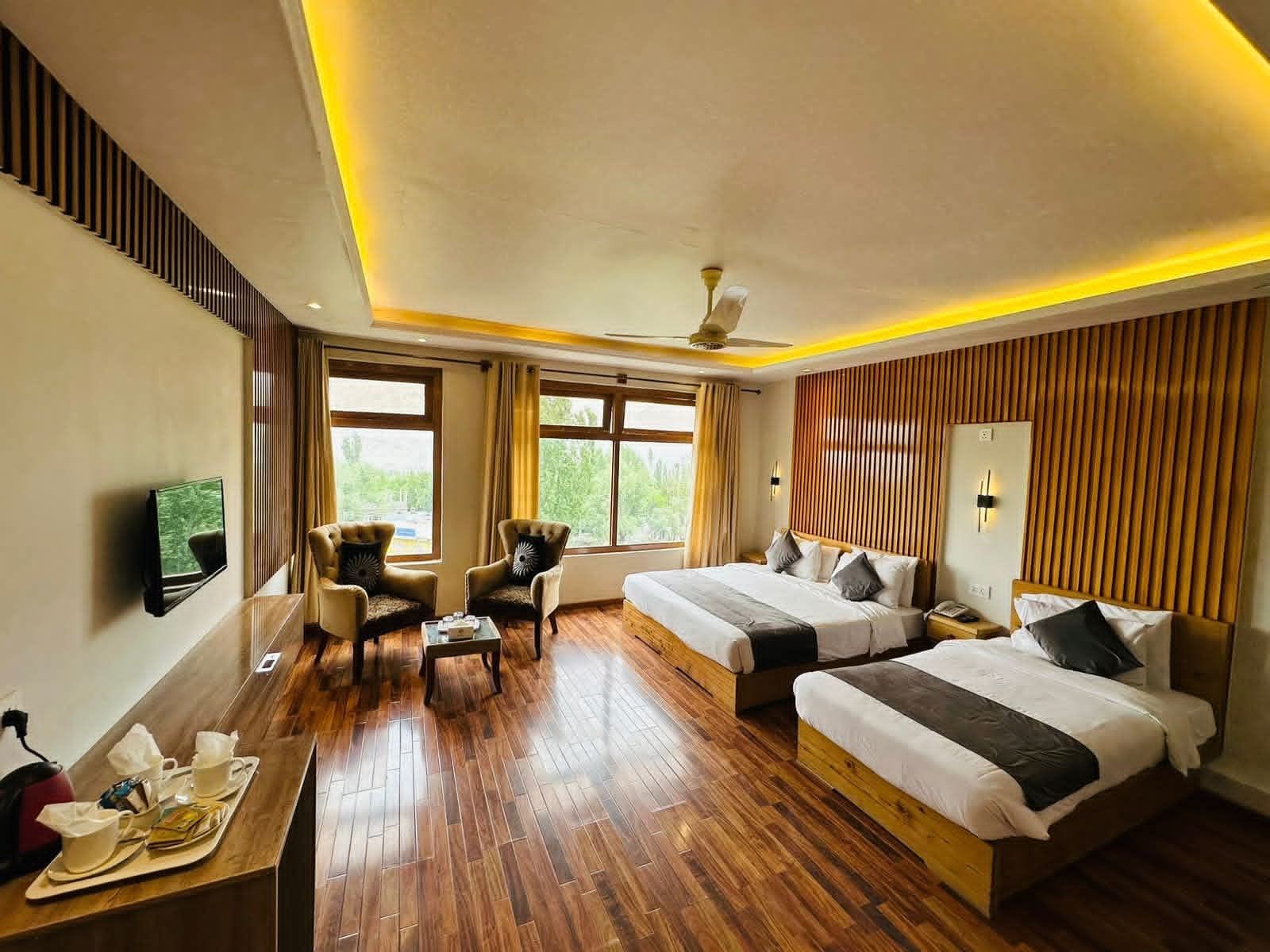 Deluxe Suite