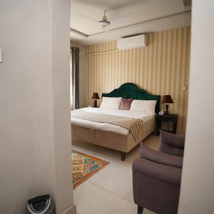 Deluxe Suite